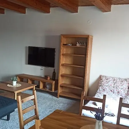 Cisarsky Sklep S Ubytovanim